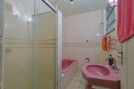 Banheiro  de apartamento à venda com 3 quartos, 115m² em Centro, Belo Horizonte