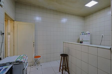 Apartamento à venda com 115m², 3 quartos e sem vaga Apartamento à venda com 115m², 3 quartos e sem vagaCozinha