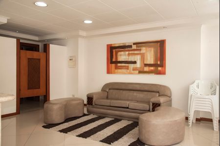 Apartamento à venda com 169m², 3 quartos e 2 vagasÁrea comum - Salão de festas