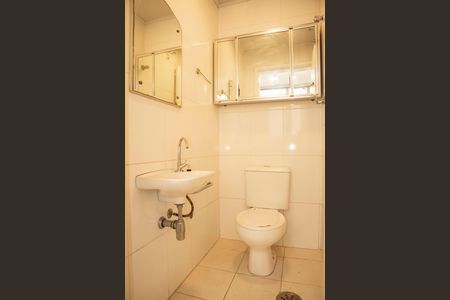 Apartamento à venda com 169m², 3 quartos e 2 vagasBanheiro de Serviço