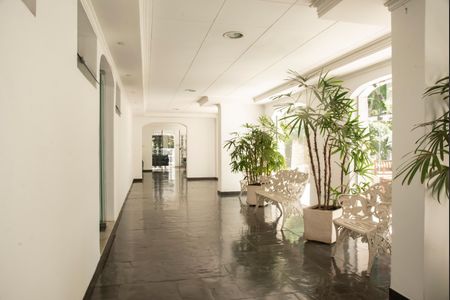 Apartamento à venda com 169m², 3 quartos e 2 vagasHall social