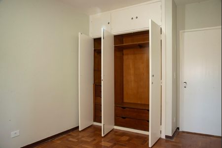 Apartamento à venda com 169m², 3 quartos e 2 vagasQuarto 2