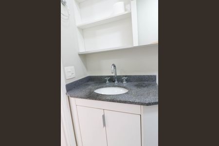 Apartamento à venda com 54m², 2 quartos e 1 vaga Apartamento à venda com 54m², 2 quartos e 1 vagaBanheiro