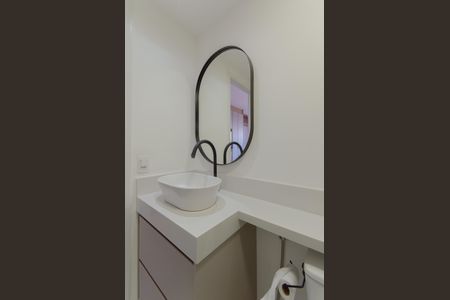 Banheiro de kitnet/studio para alugar com 1 quarto, 24m² em Vila Mariana, São Paulo