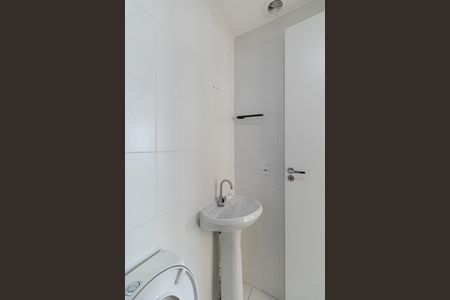 Apartamento para alugar com 32m², 2 quartos e sem vaga Apartamento para alugar com 32m², 2 quartos e sem vagaBanheiro