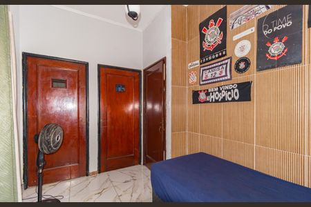 Casa de condomínio à venda com 230m², 5 quartos e 1 vagaQuarto 2