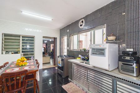 Casa de condomínio à venda com 230m², 5 quartos e 1 vagaCozinha