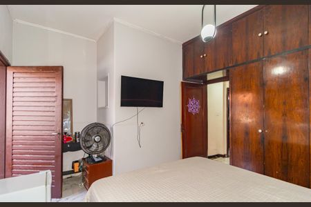 Casa de condomínio à venda com 230m², 5 quartos e 1 vagaQuarto 1