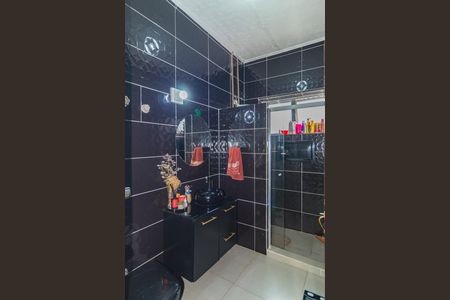 Casa de condomínio à venda com 230m², 5 quartos e 1 vagaBanheiro