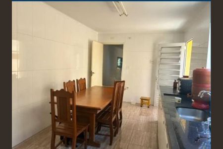 Casa à venda com 200m², 3 quartos e 3 vagasFoto 24