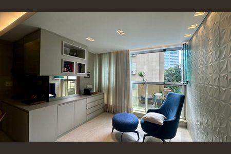 Varanda  de apartamento à venda com 3 quartos, 105m² em Santa Efigênia, Belo Horizonte