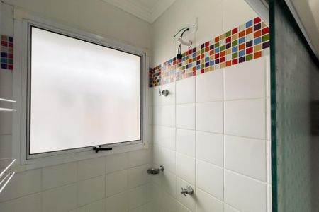 Banheiro de apartamento para alugar com 2 quartos, 44m² em Nova Espírito Santo, Valinhos