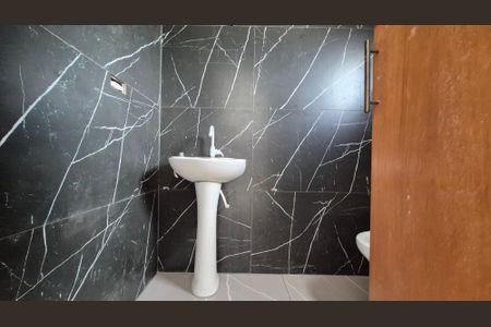 Apartamento à venda com 140m², 3 quartos e 2 vagas Apartamento à venda com 140m², 3 quartos e 2 vagasBanheiro da suíte