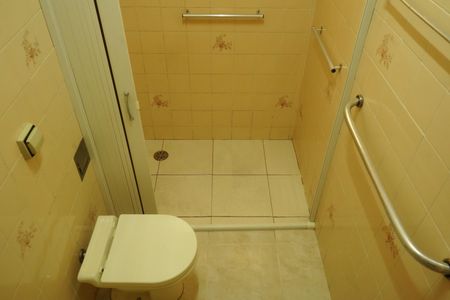 Casa para alugar com 140m², 2 quartos e 2 vagasBanheiro