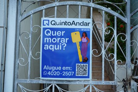 Casa para alugar com 140m², 2 quartos e 2 vagasFachada