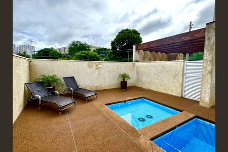 Apartamento à venda com 57m², 2 quartos e 1 vagaÁrea comum - Piscina