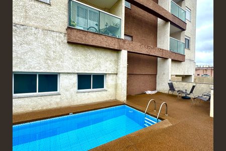 Apartamento à venda com 57m², 2 quartos e 1 vagaÁrea comum - Piscina