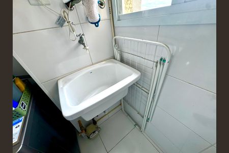 Apartamento à venda com 57m², 2 quartos e 1 vagaÁrea de Serviço