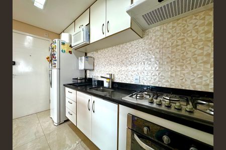 Apartamento à venda com 57m², 2 quartos e 1 vagaCozinha
