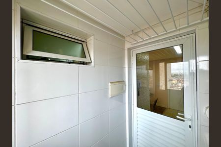 Apartamento à venda com 57m², 2 quartos e 1 vagaÁrea de Serviço