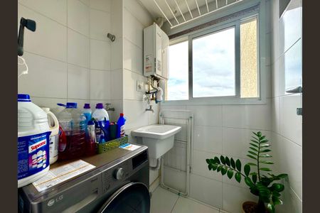 Apartamento à venda com 57m², 2 quartos e 1 vagaÁrea de Serviço