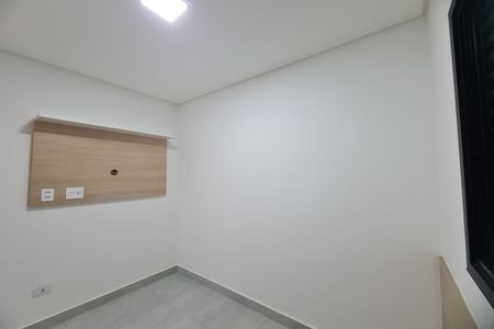 Quarto 2 de apartamento para alugar com 2 quartos, 47m² em Vila Lucia, São Paulo