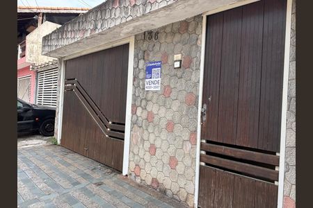 Casa à venda com 164m², 3 quartos e 1 vagaFachada