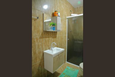 Casa à venda com 164m², 3 quartos e 1 vagaBanheiro 