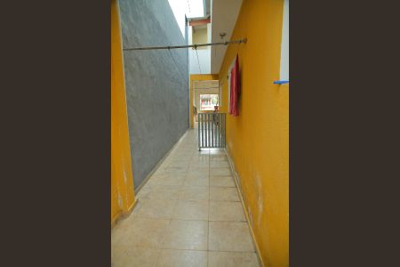 Casa à venda com 164m², 3 quartos e 1 vagaQuintal lateral 