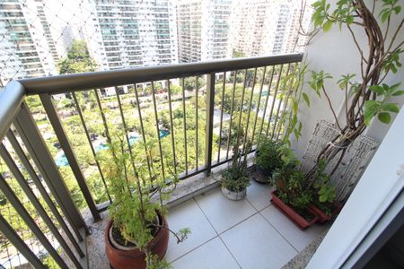 Apartamento à venda com 98m², 3 quartos e 1 vagaQuarto 3 - Varanda