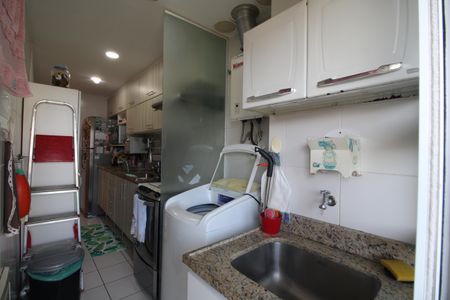 Apartamento à venda com 98m², 3 quartos e 1 vagaÁrea de Serviço