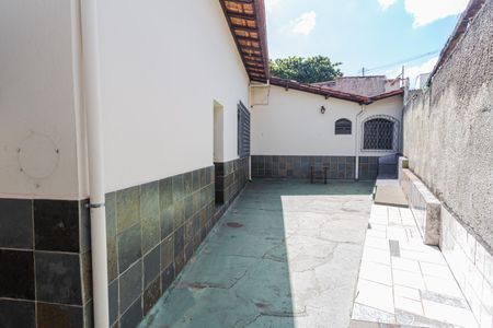 Casa à venda com 385m², 5 quartos e 4 vagasQuintal