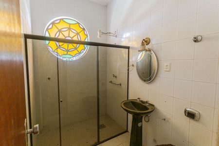 Banheiro da Suíte de casa à venda com 5 quartos, 385m² em Ipê, Belo Horizonte