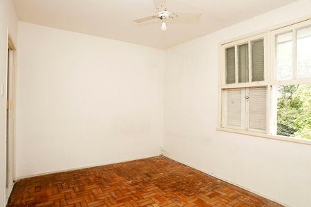 Quarto 1 de apartamento para alugar com 2 quartos, 68m² em Petrópolis, Porto Alegre