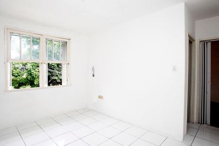 Sala de apartamento para alugar com 2 quartos, 68m² em Petrópolis, Porto Alegre