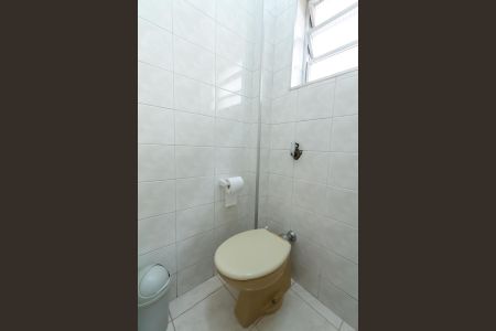 Casa à venda com 153m², 3 quartos e 2 vagas Casa à venda com 153m², 3 quartos e 2 vagasLavabo