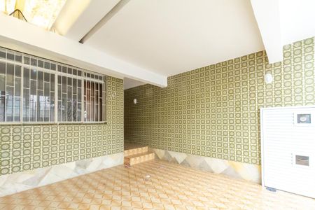 Casa à venda com 153m², 3 quartos e 2 vagas Casa à venda com 153m², 3 quartos e 2 vagasGaragem