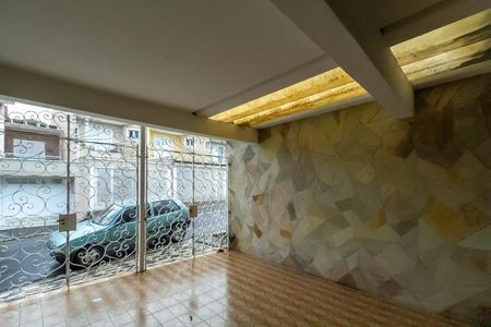 Casa à venda com 153m², 3 quartos e 2 vagas Casa à venda com 153m², 3 quartos e 2 vagasGaragem