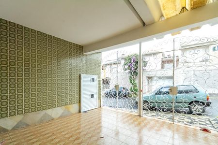 Casa à venda com 153m², 3 quartos e 2 vagas Casa à venda com 153m², 3 quartos e 2 vagasGaragem