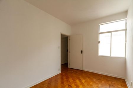 Casa à venda com 153m², 3 quartos e 2 vagas Casa à venda com 153m², 3 quartos e 2 vagasQuarto 2