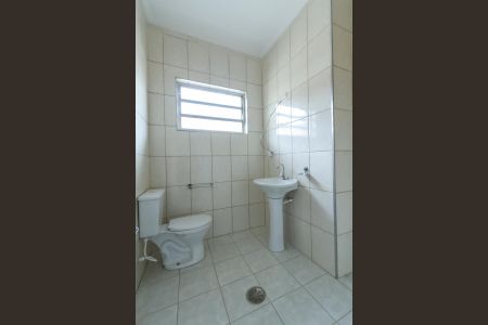 Casa à venda com 153m², 3 quartos e 2 vagas Casa à venda com 153m², 3 quartos e 2 vagasBanheiro