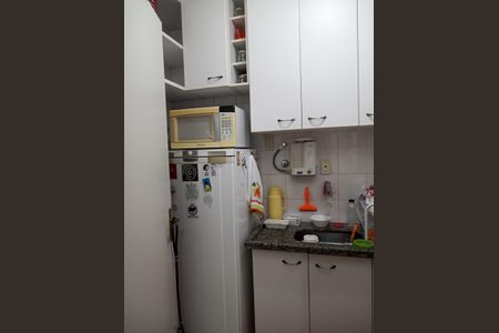 Cozinha de apartamento para alugar com 1 quarto, 35m² em Santa Cecilia, São Paulo