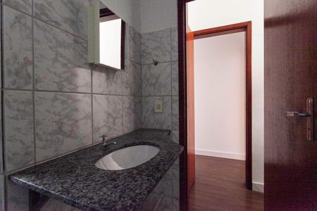 Apartamento para alugar com 59m², 3 quartos e 1 vagaBanheiro da suíte