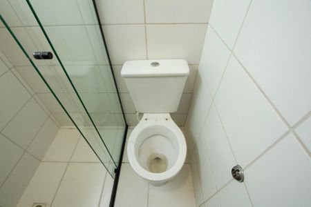 Apartamento para alugar com 43m², 2 quartos e 1 vaga Apartamento para alugar com 43m², 2 quartos e 1 vagaBanheiro