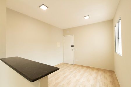 Sala de apartamento para alugar com 2 quartos, 43m² em Aparecidinha, Sorocaba