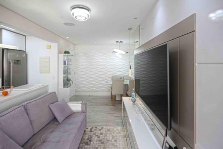 Casa à venda com 62m², 2 quartos e 1 vagaSala