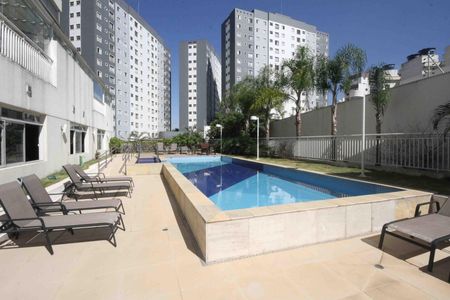 Casa à venda com 62m², 2 quartos e 1 vagaÁrea comum - Piscina