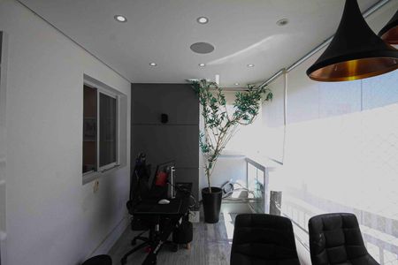 Casa à venda com 62m², 2 quartos e 1 vagaVaranda