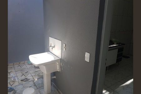 Casa à venda com 130m², 3 quartos e 2 vagasÁrea de serviço