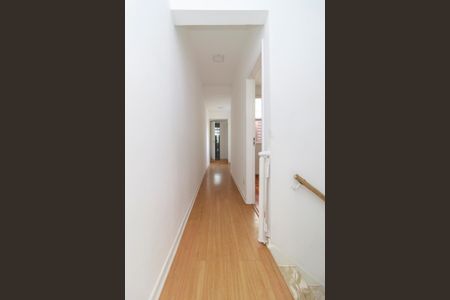 Casa para alugar com 110m², 3 quartos e 2 vagasCorredor